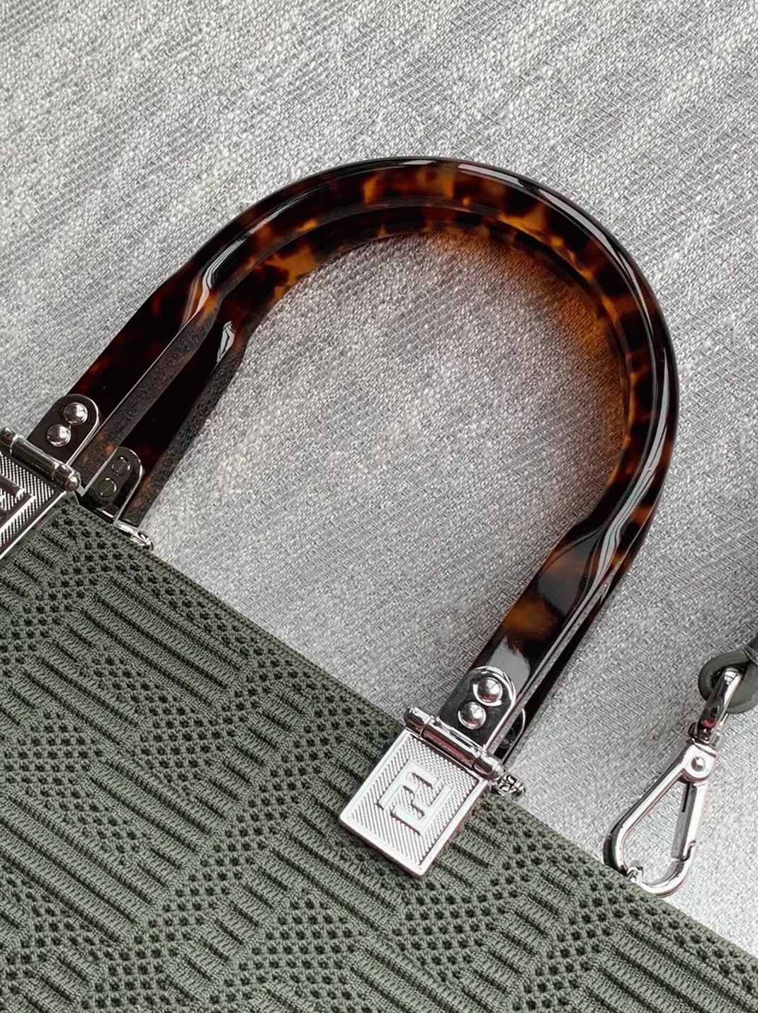 Top Quality Replica Fendi Sunshine Medium Tote Bag In Green FF Fabric