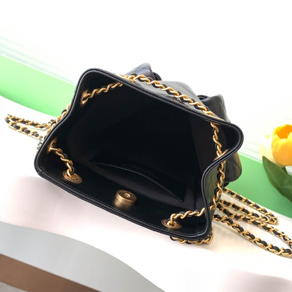 CHANEL Backpack(high-end grade)