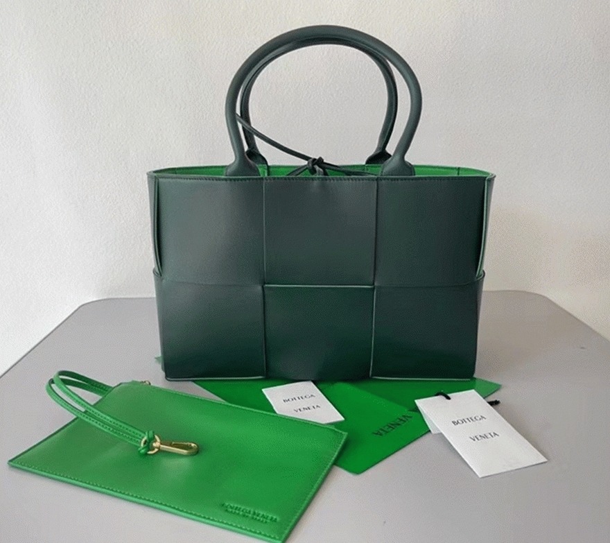 Fake Bottega Veneta Arco Small Tote Green