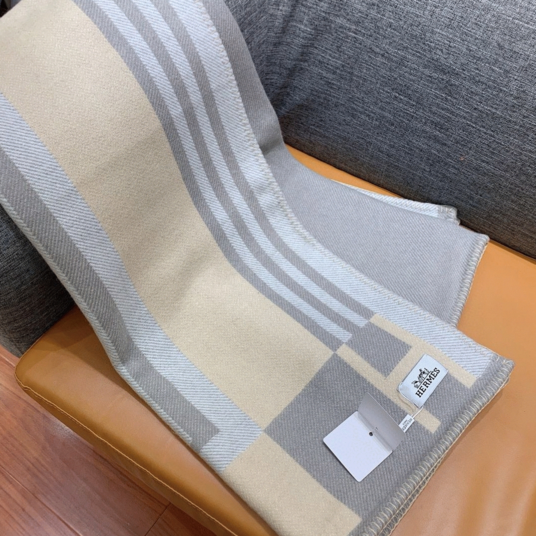 Fake Hermes Ithaque blanket in grey wool and cashmere