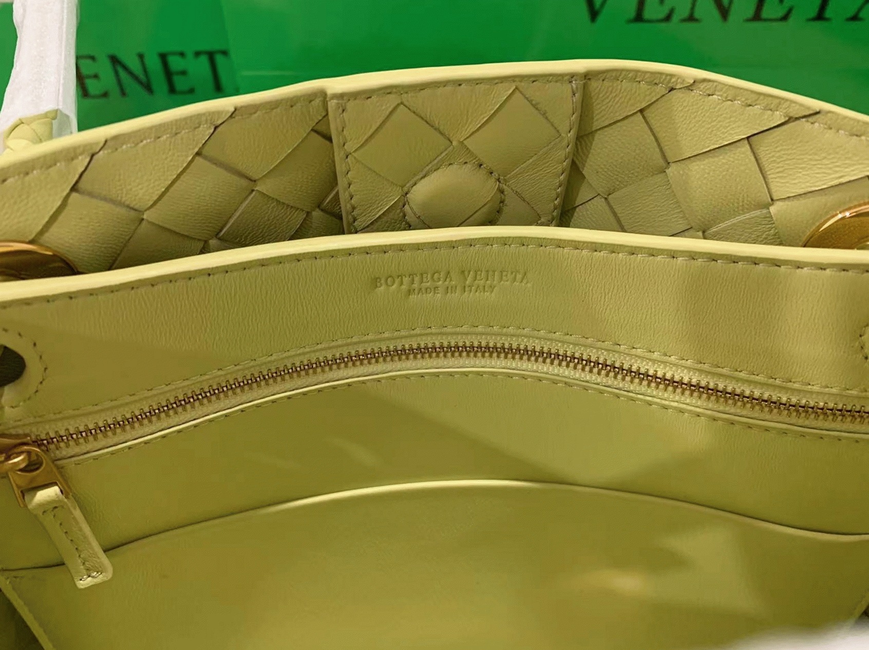 Replica Bottega Veneta Small Andiamo Bag Ice Cream