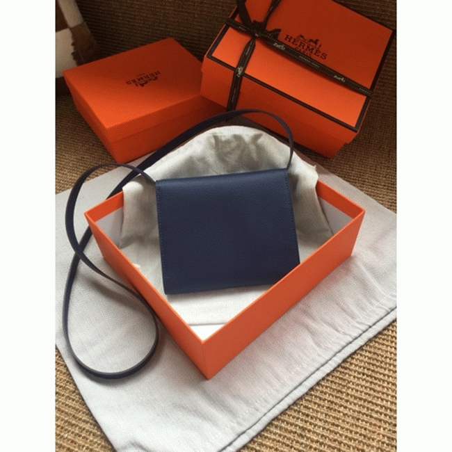 Sapphire replica Hermes Clic wallet with strap