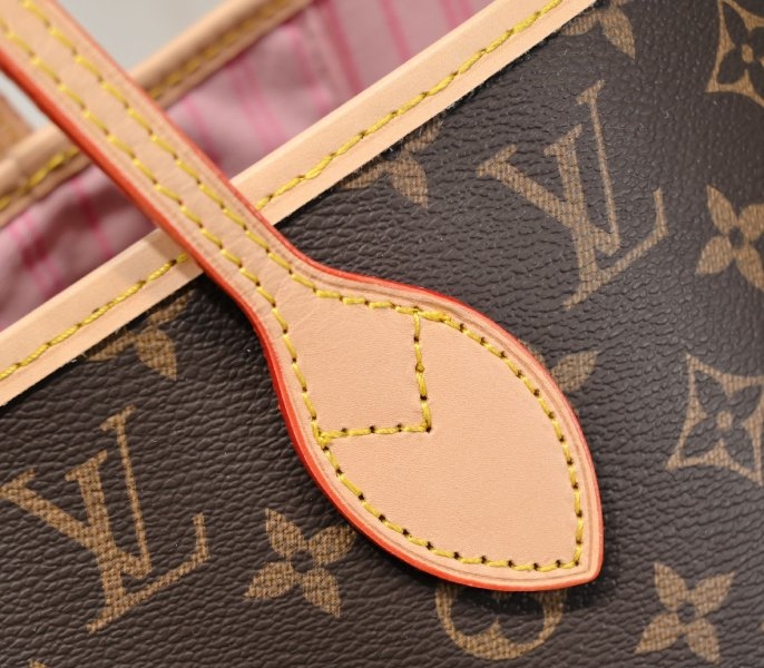 Louis Vuitton Monogram Canvas Neverfull MM Tote In Peony Pink