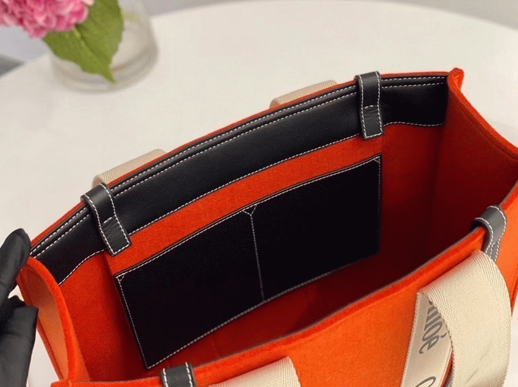 Top Quality Fake Chloe Medium Woody Tote Bag In Orange Felt