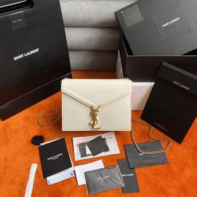 Fake Saint Laurent Cassandra Medium Chain Bag White