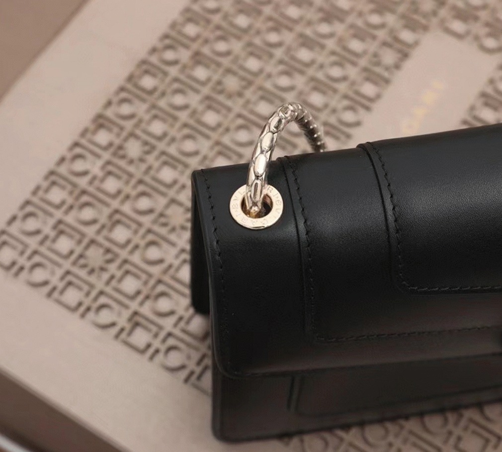 Replica Bvlgari Serpenti Forever Small Cross-body Bag Black Calfskin