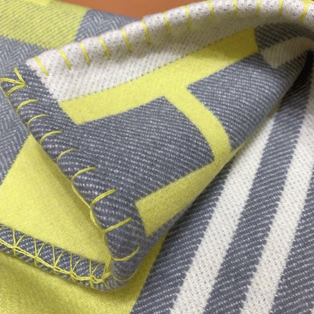 Top replica Hermes Ithaque blanket in tilleul wool and cashmere