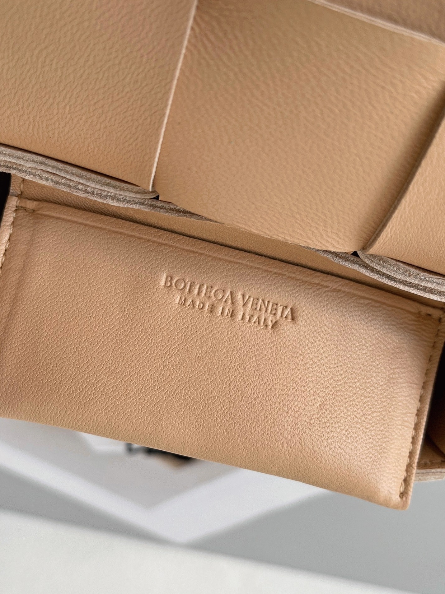 Top Quality Knockoff Bottega Veneta Candy Cassette Bag In Almond