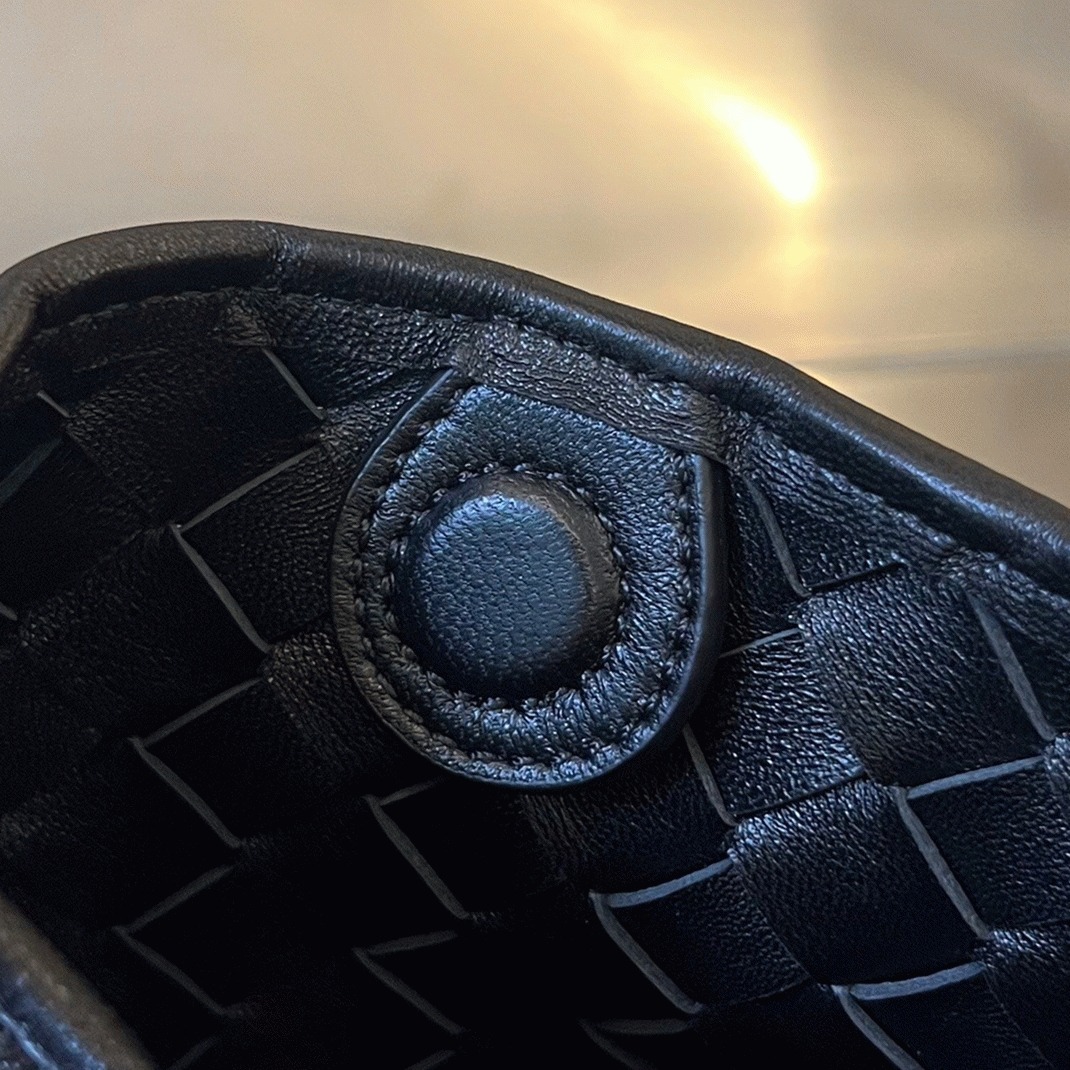 Replica Bottega Veneta Sardine Mini Bag Black