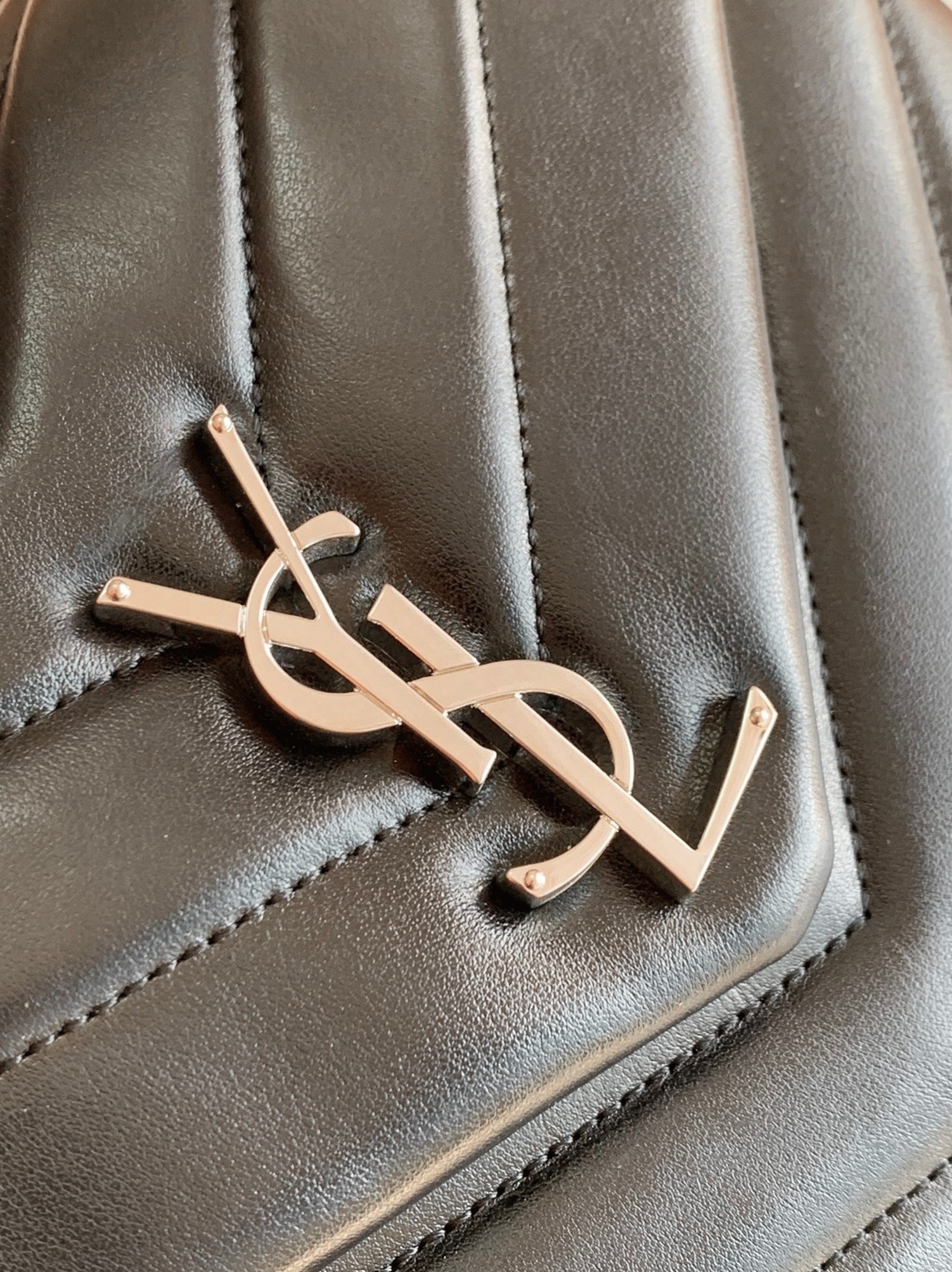 Replica Saint Laurent LouLou Small Chain Bag Noir