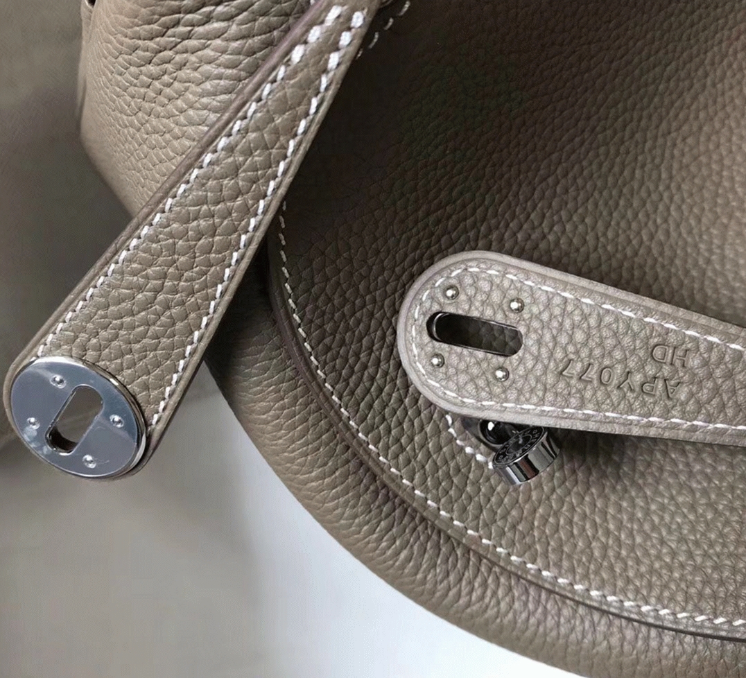Designer replica Hermes Lindy 26cm handbag in taupe grey