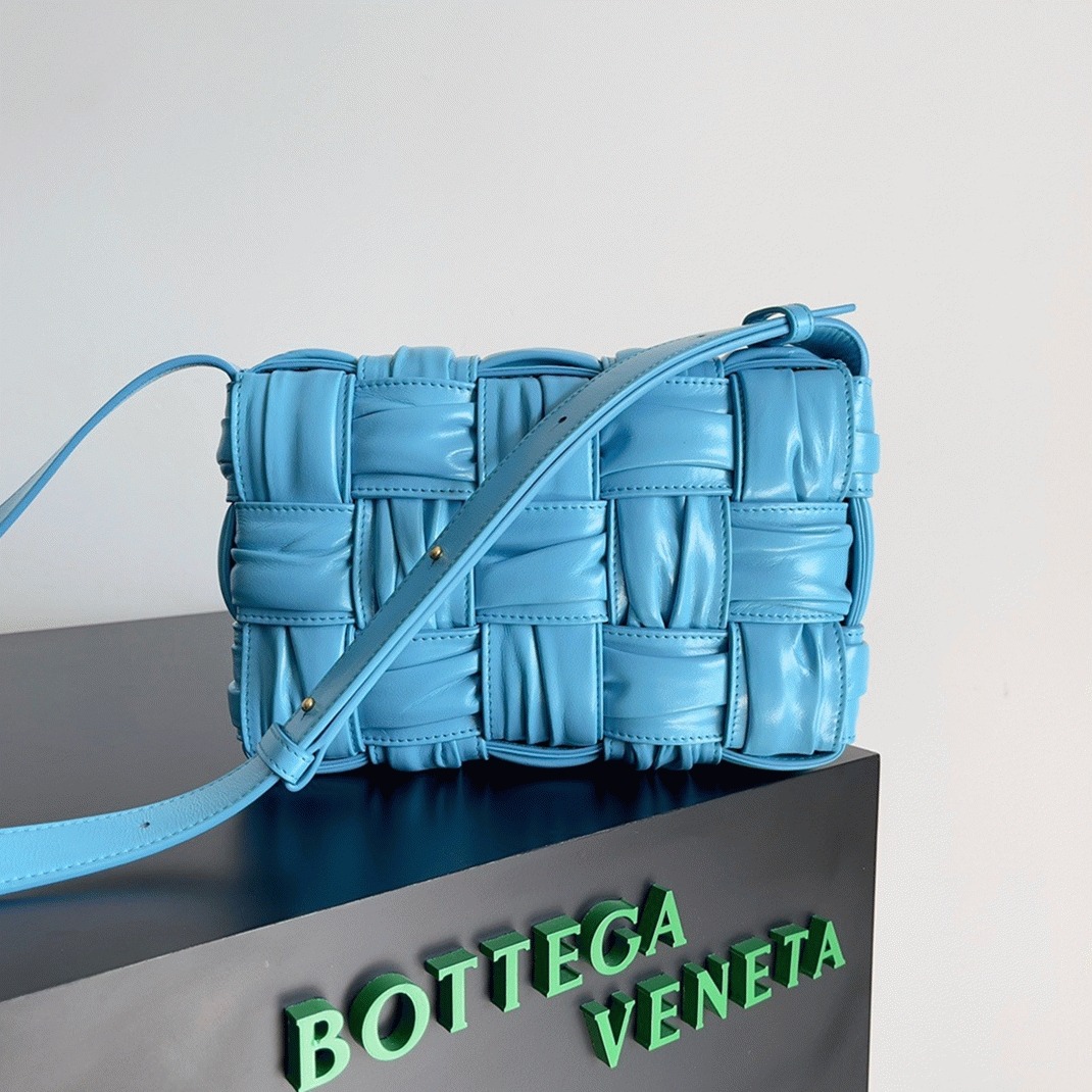 Top Quality Bottega Veneta Cassette Bag In Pool Foulard Intreccio Calfskin