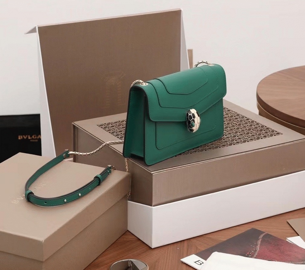 Replica Bvlgari Serpenti Forever Small Cross-body Bag Green Calfskin