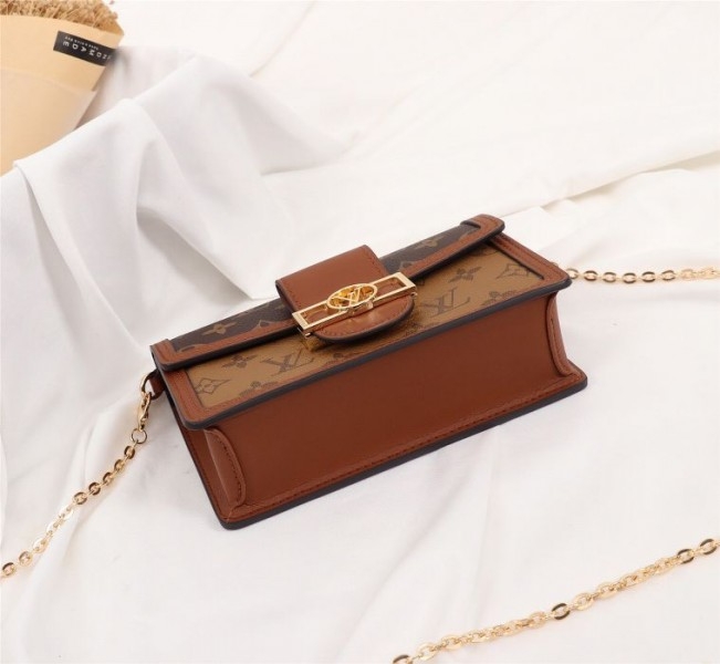 Louis Vuitton Monogram Reverse Canvas Dauphine Chain Wallet