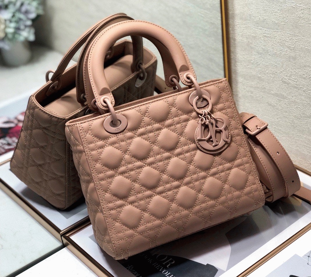 Dior Lady Dior Medium Bag Fake in Blush