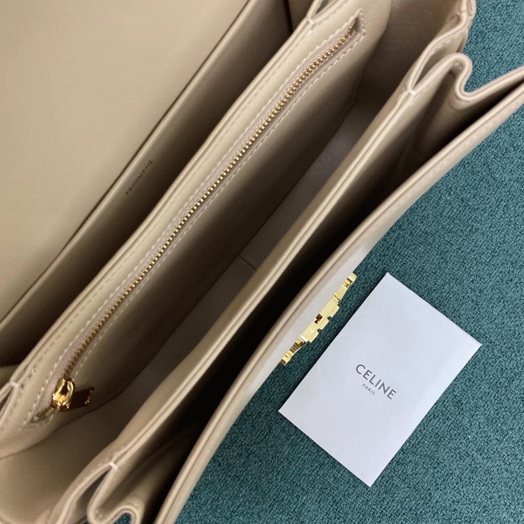 Top Quality Imitation Celine Triomphe Medium Bag In Nude