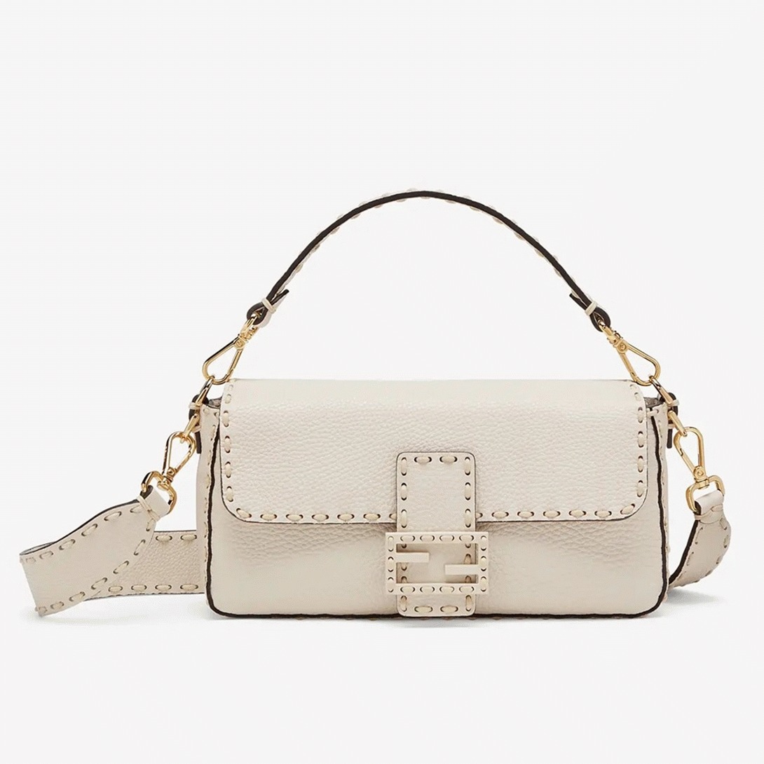 Top Quality Fake Fendi Medium Baguette Bag In White