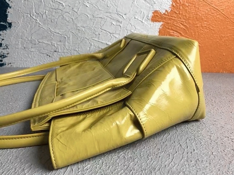 Top Quality Fake Bottega Veneta Arco Medium Bag In Yellow Intrecciato Leather
