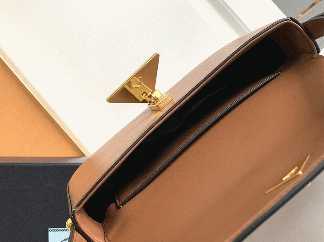 Prada Shoulder Bag Knockoff in Cognac Smooth Calfskin
