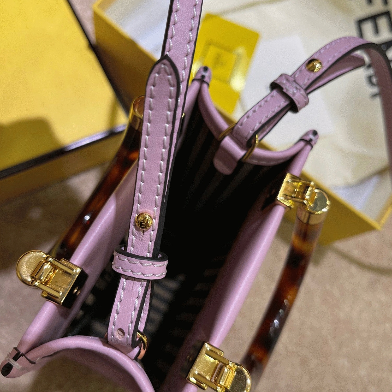 Top Quality Knockoff Fendi Mini Sunshine Shopper Bag In Lilas Leather
