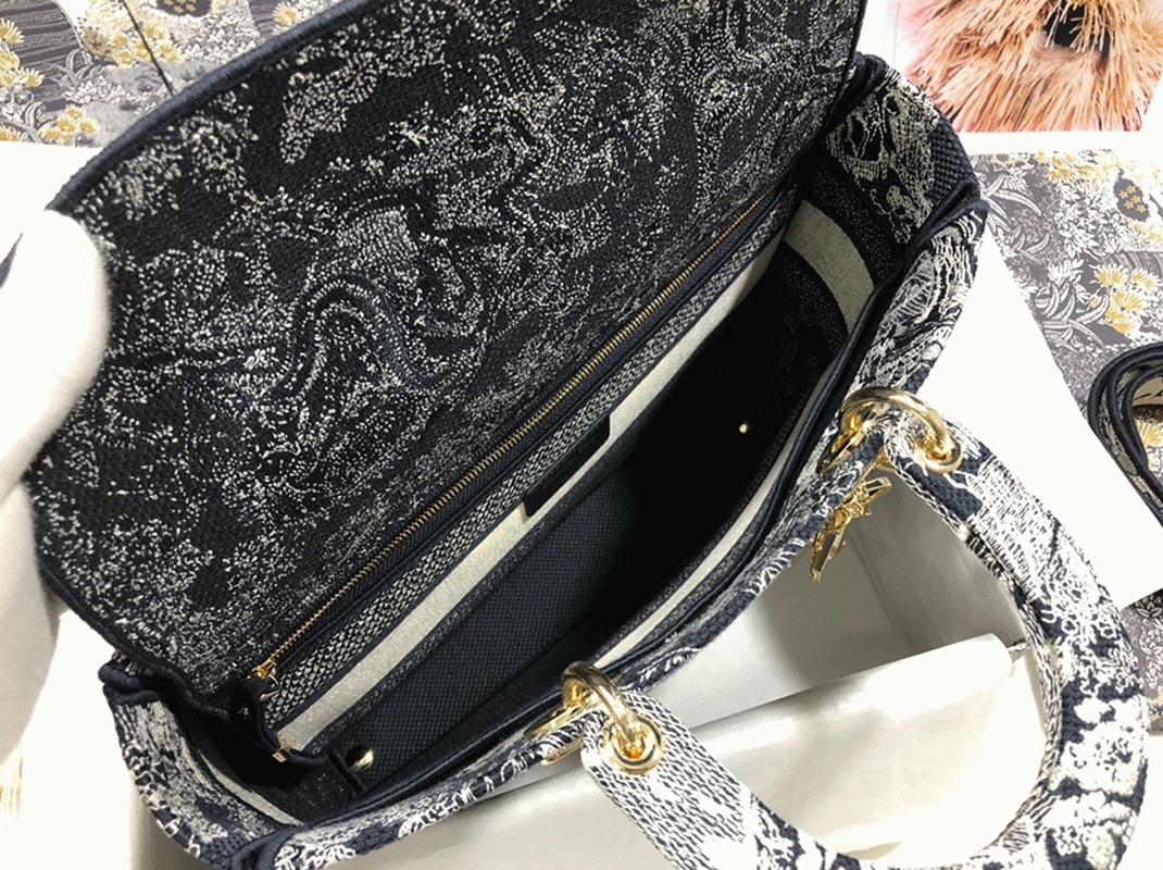 Dior Lady D-Lite Large Bag Fake in Blue Toile de Jouy Reverse Embroidery