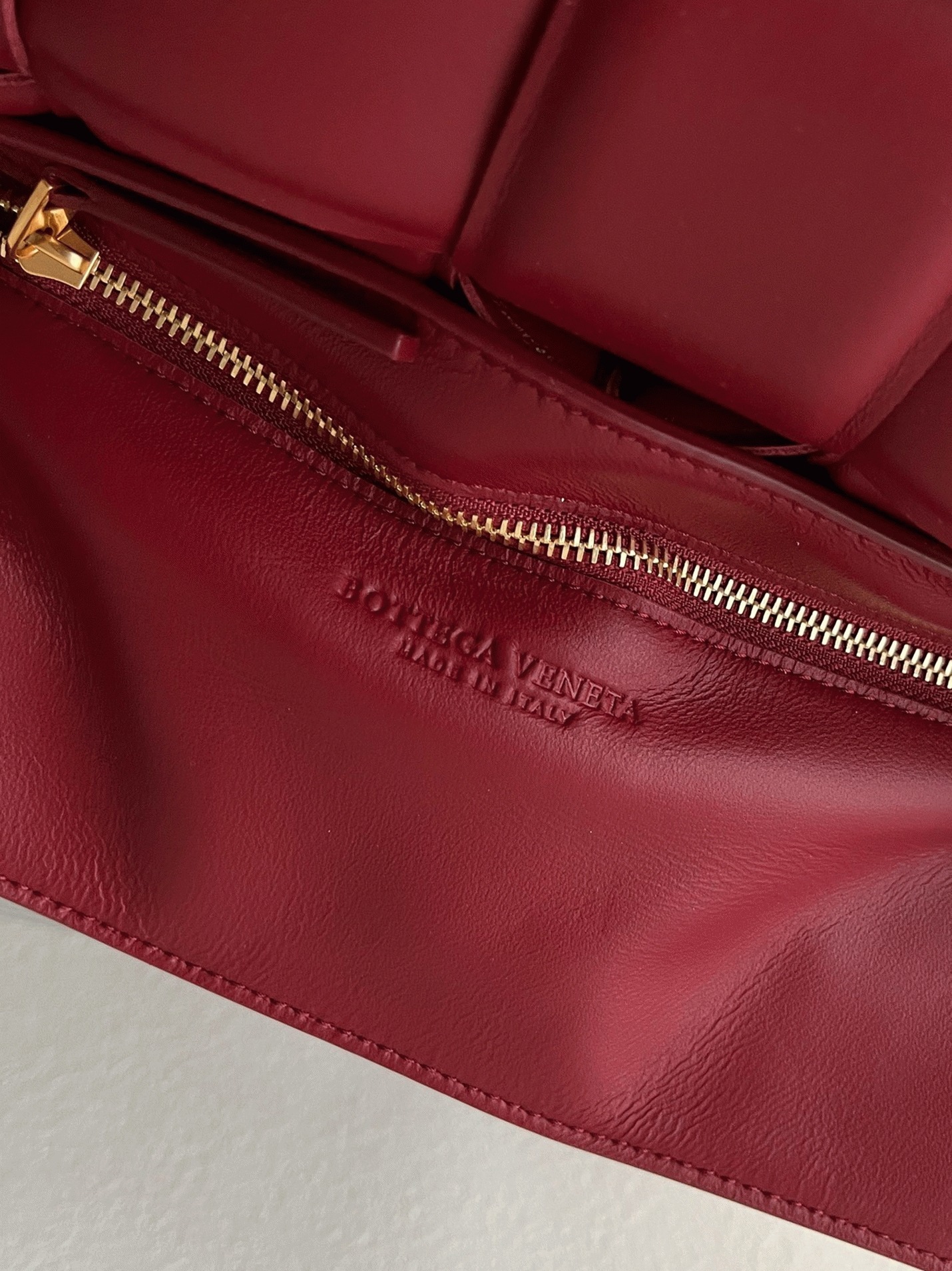 Top Quality Faux Bottega Veneta Padded Cassette Bag In Dark Red