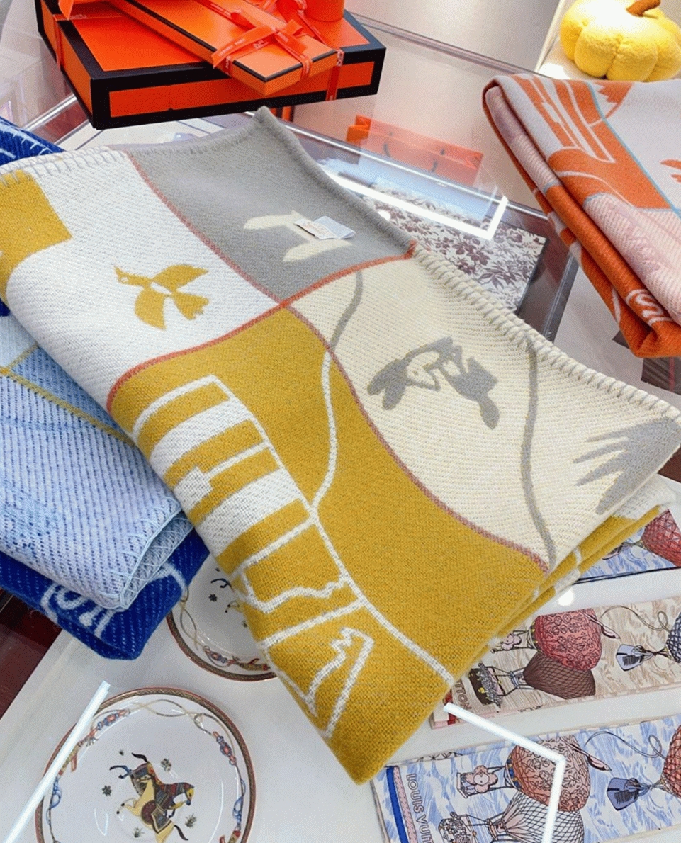 Replica Hermes Avalon Epopee blanket in jaune wool and cashmere