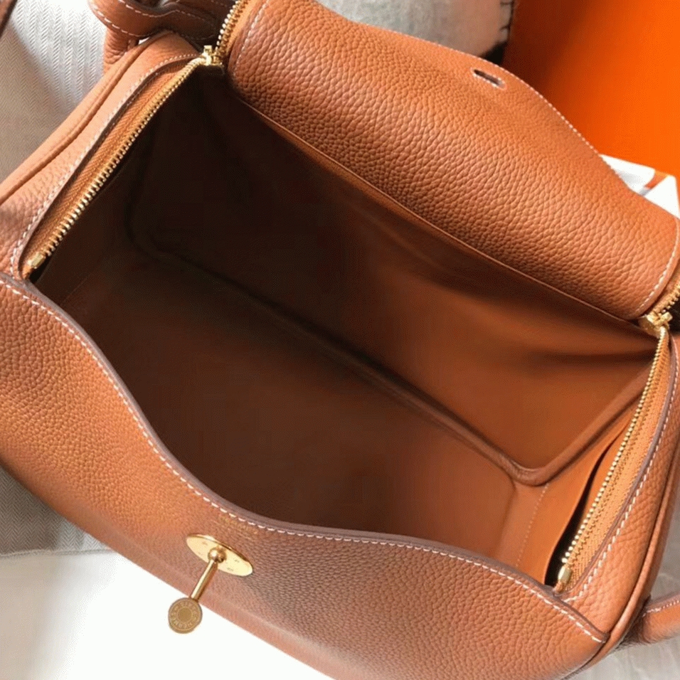 Luxury replica Hermes Lindy 26cm handbag in gold