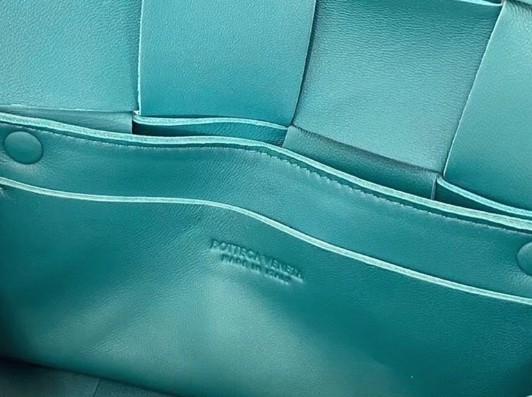 Replica Bottega Veneta Cassette Belt Bag Mallard