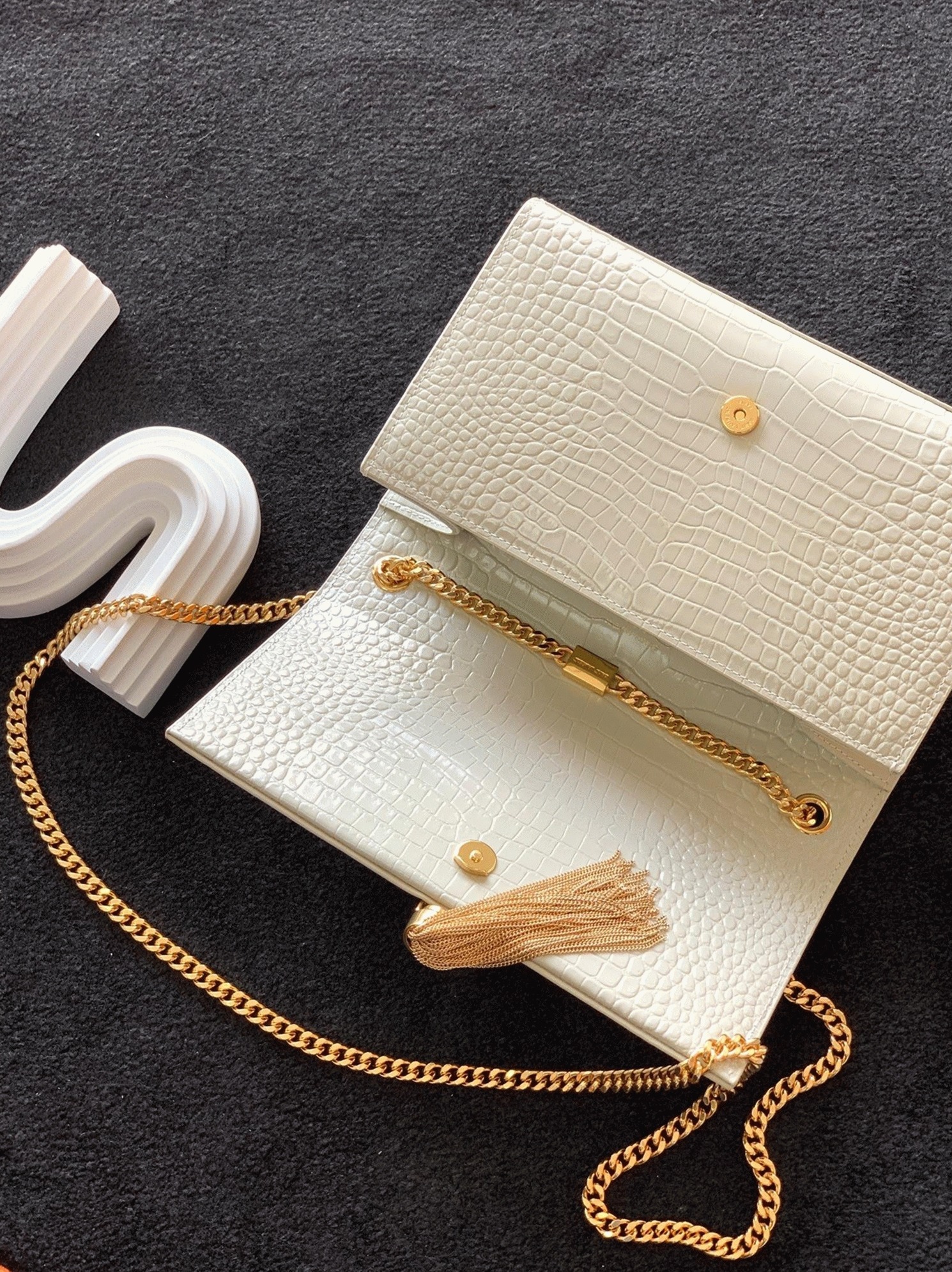 Replica Saint Laurent Kate Medium Tassel Bag White Crocodile-embossed Leather
