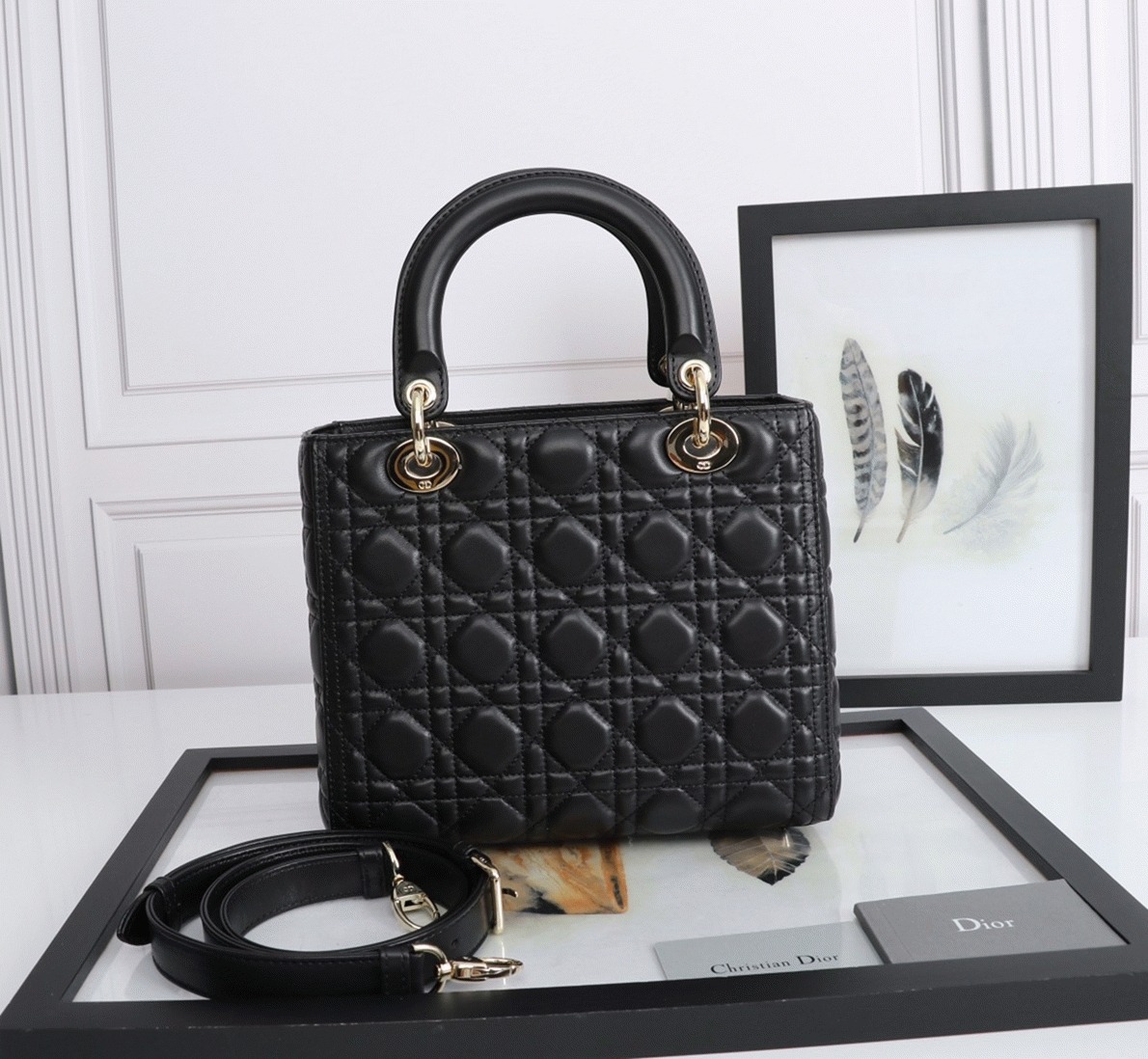 Dior Lady Dior Medium Bag Replica in Black