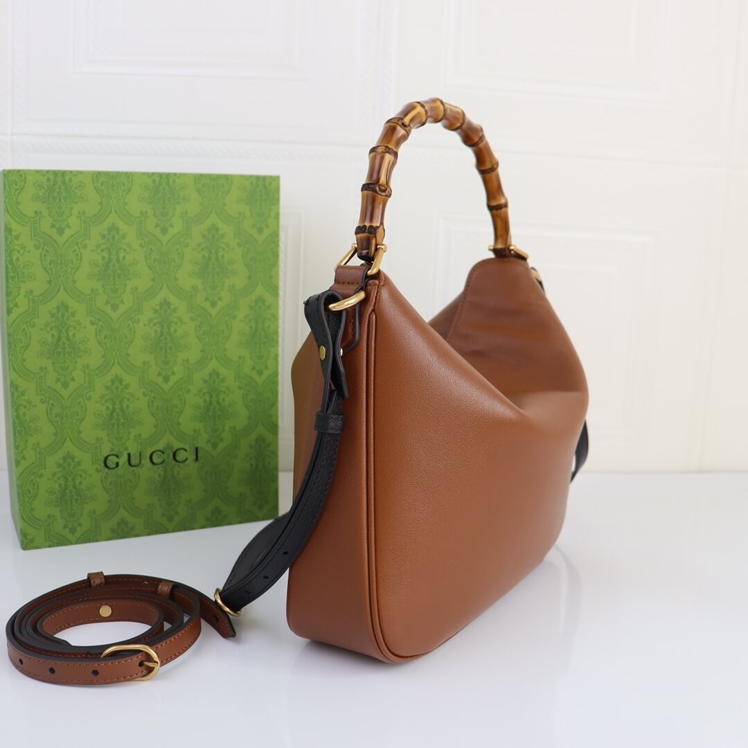 Gucci Diana Medium Shoulder Bag
