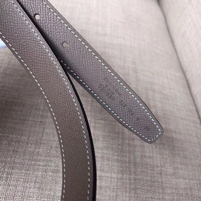 Knockoff Hermes Mini Constance belt buckle crafted in taupe epsom