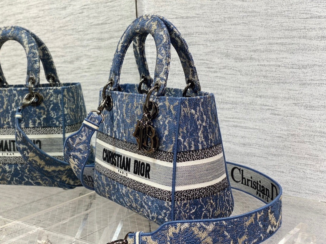 Dior Lady D-Lite Medium Bag Replica in Blue Brocart Denim-Effect Embroidery