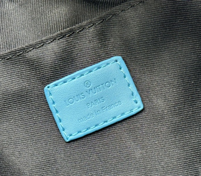 Louis Vuitton Taurillon Monogram Leather Keepall Bandouliere 25 In Turquoise