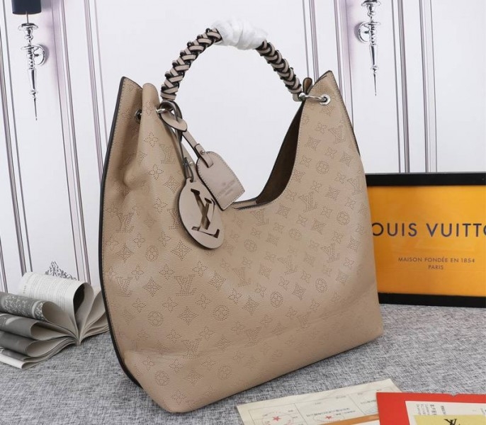 LV Mahina Carmel Hobo In Galet Gray