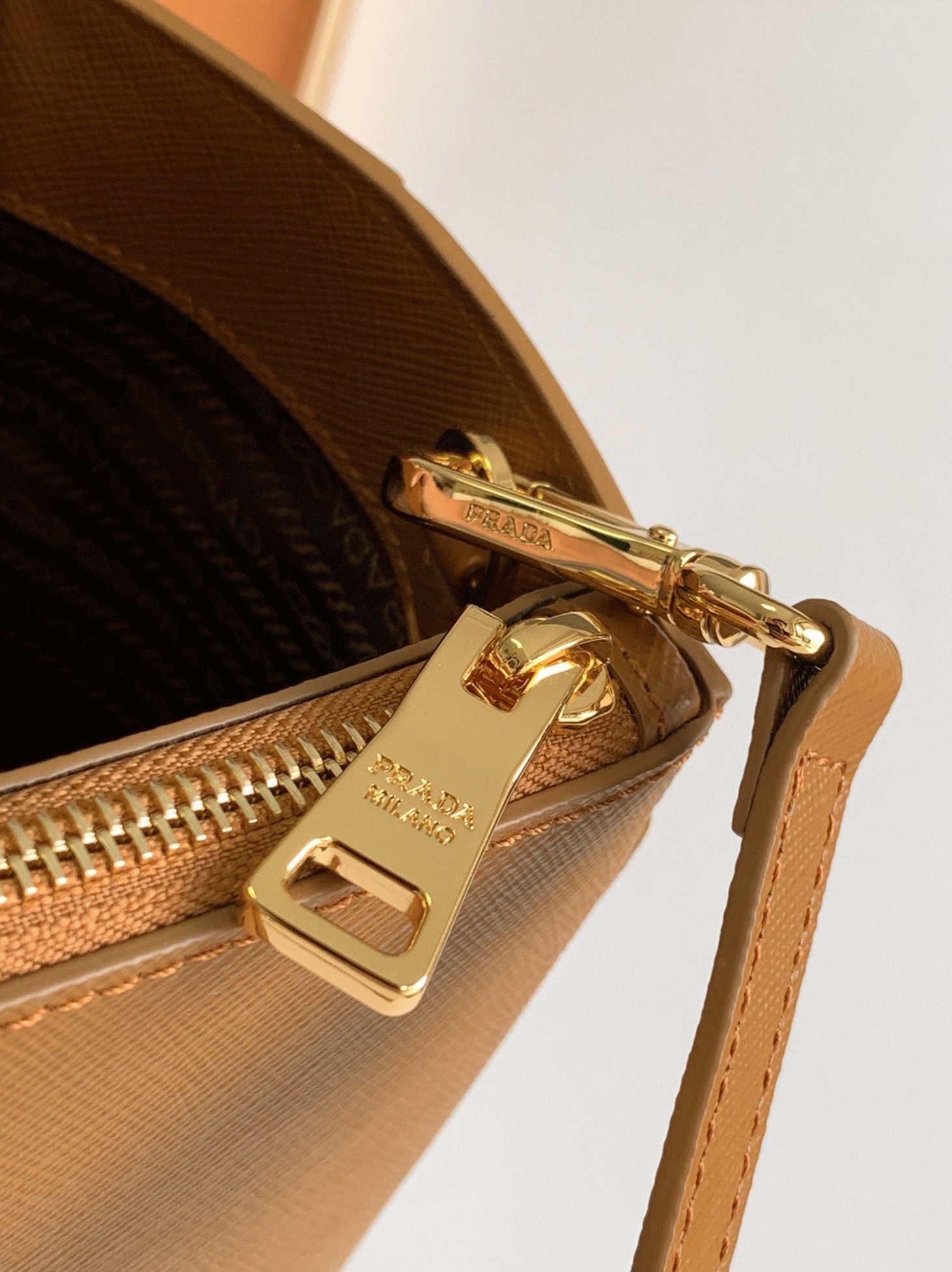 Brown Prada Galleria Large Bag Knockoff