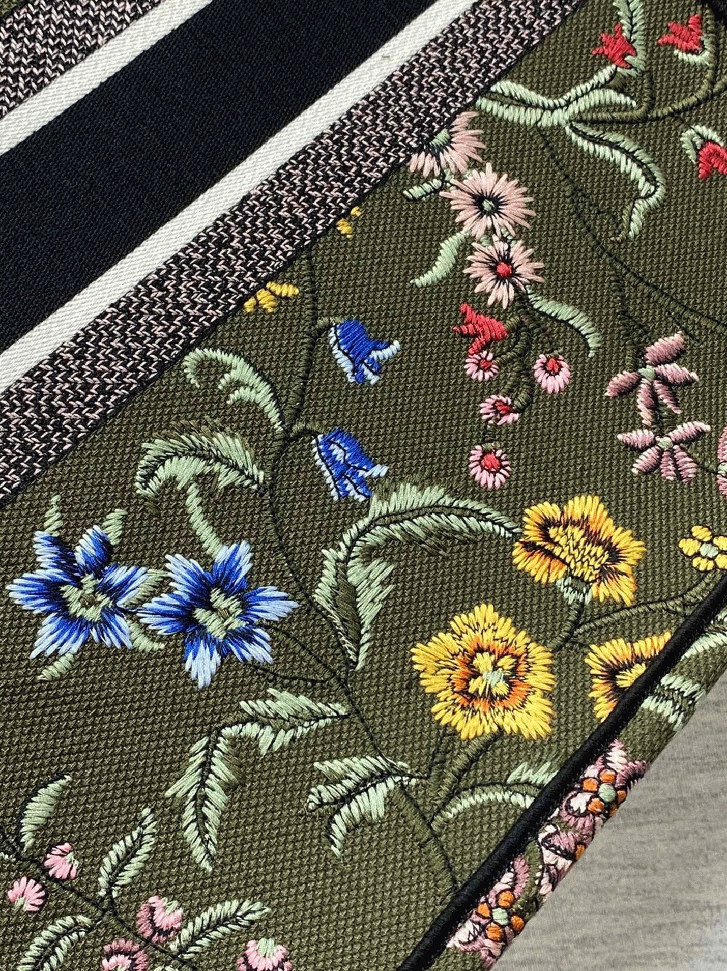 Dior Large Book Tote Bag Imitation in Green Dior Petites Fleurs Embroidery
