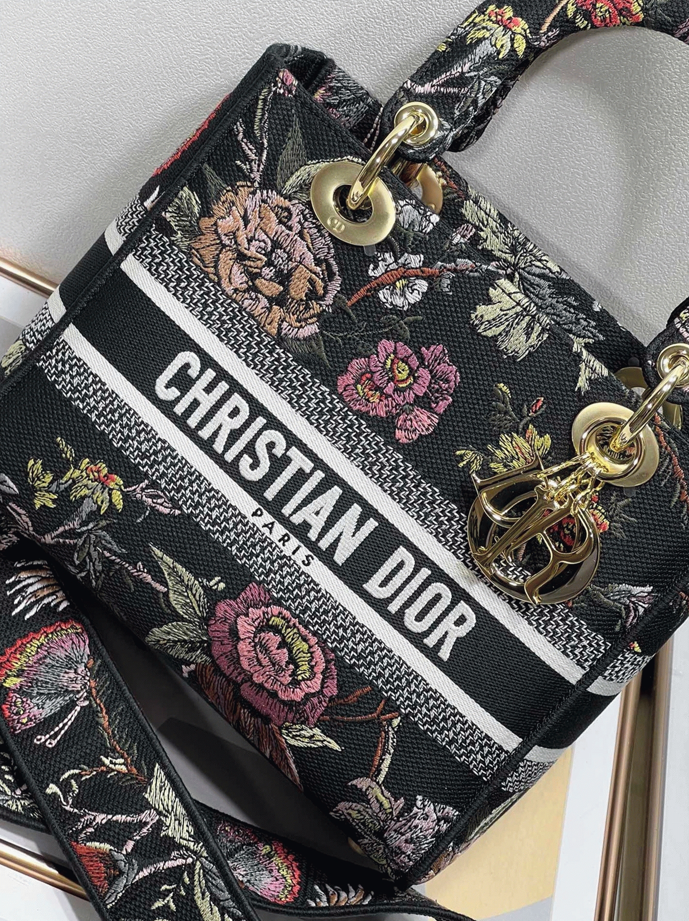Dior Lady D-Lite Medium Bag Replica in Black Jardin Botanique Embroidery