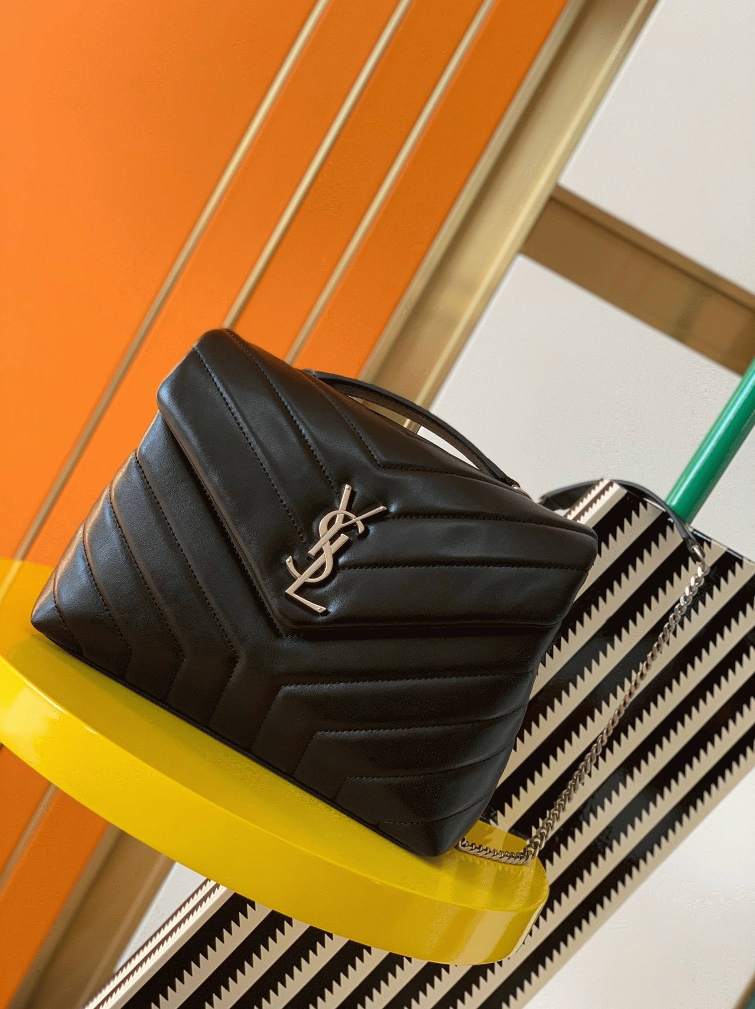 Replica Saint Laurent LouLou Small Chain Bag Noir