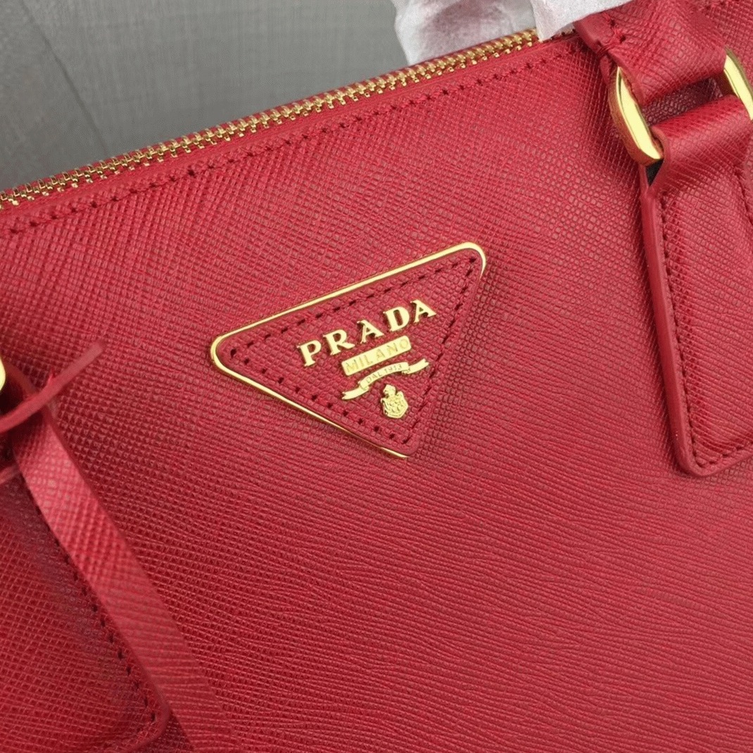 Red Prada Galleria Large Bag Best Replica