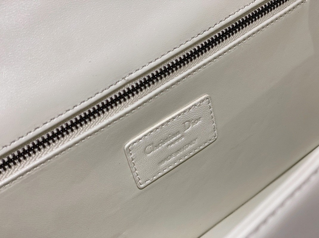 Dior 30 Montaigne Chain Bag with Handle Replica in White Lambskin