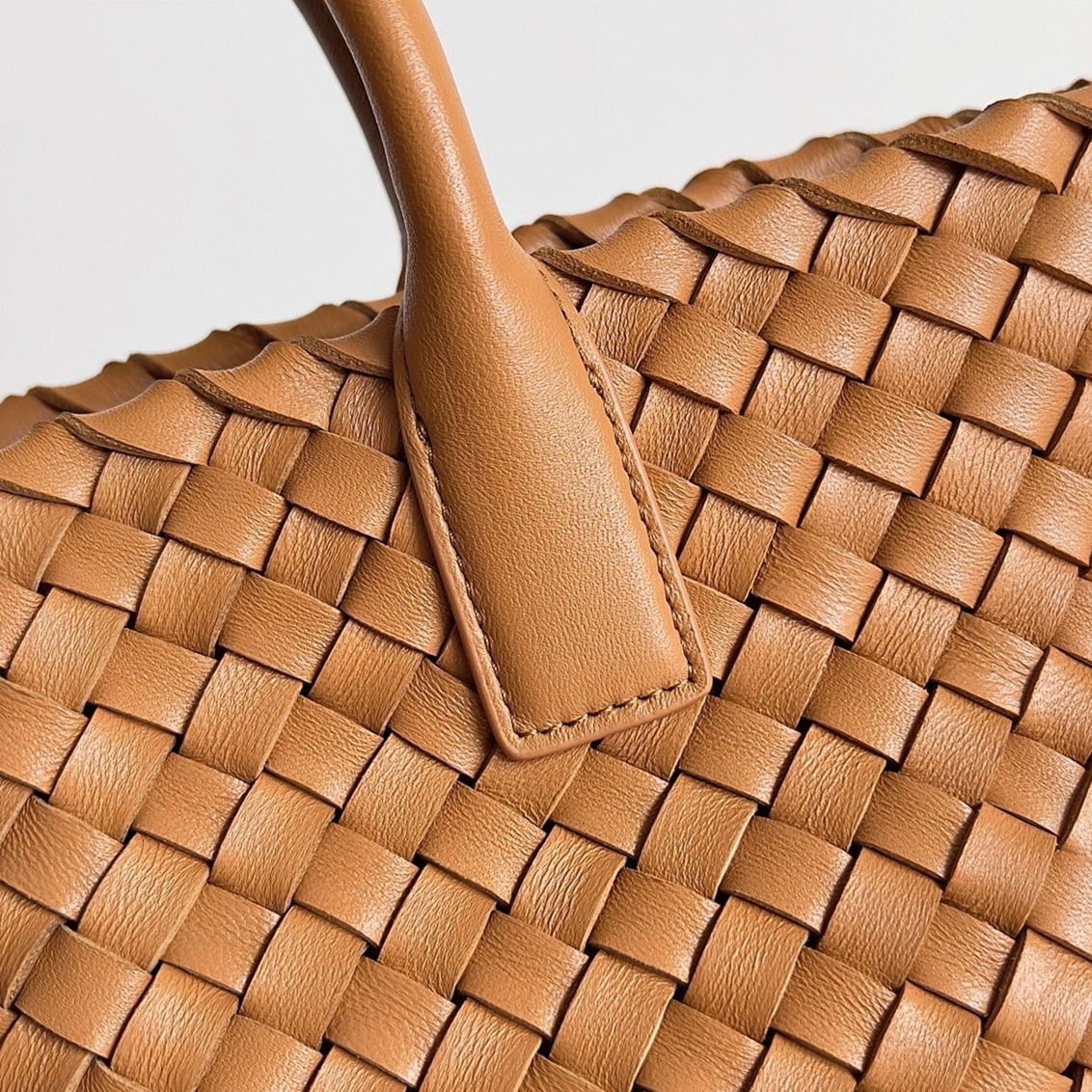 Top Quality Replica Bottega Veneta Cabat Mini Bag In Caramel Intrecciato Lambskin