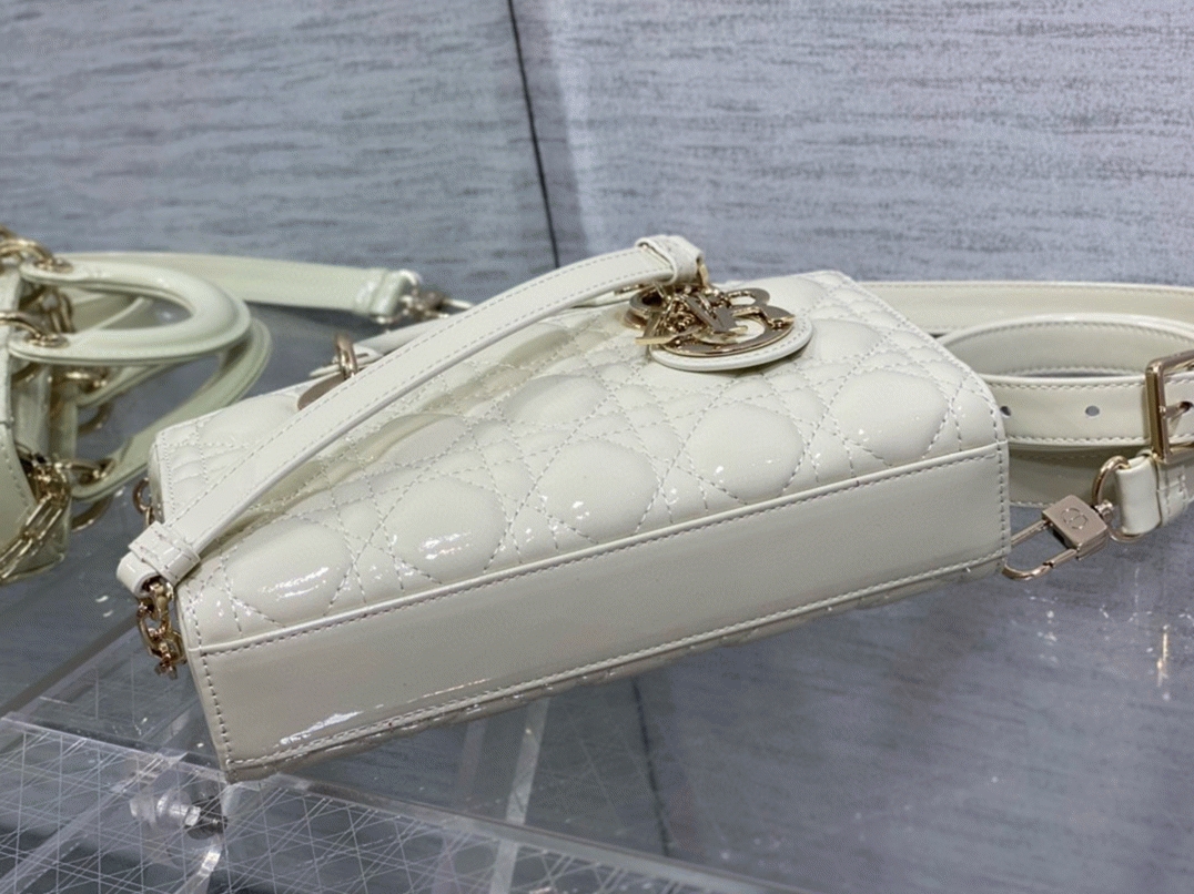 Dior Lady D-Joy Small Bag Knockoff in White