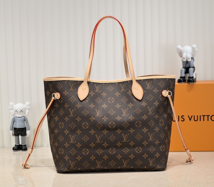 Louis Vuitton Monogram Canvas Neverfull MM Tote In Pink