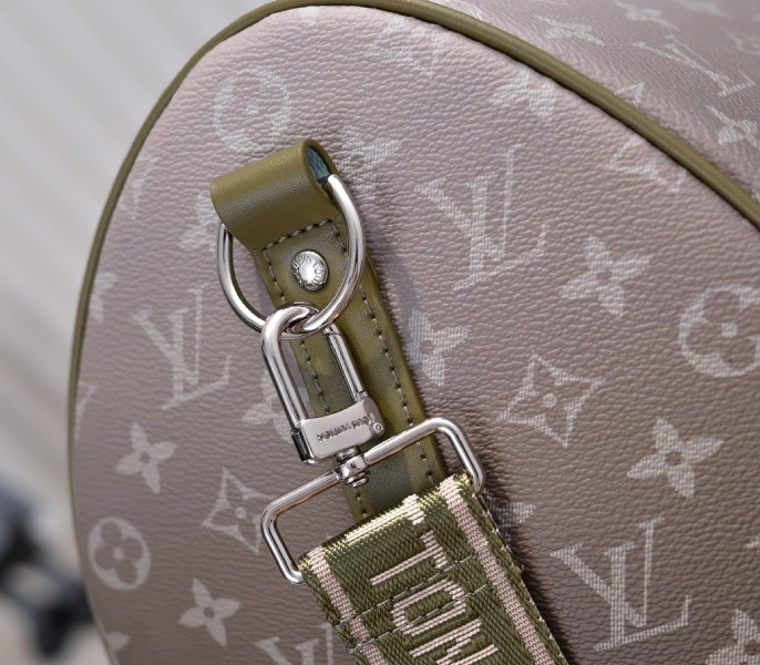 LV Monogram Gradient Canvas Keepall Bandouliere 45 In Khaki Green