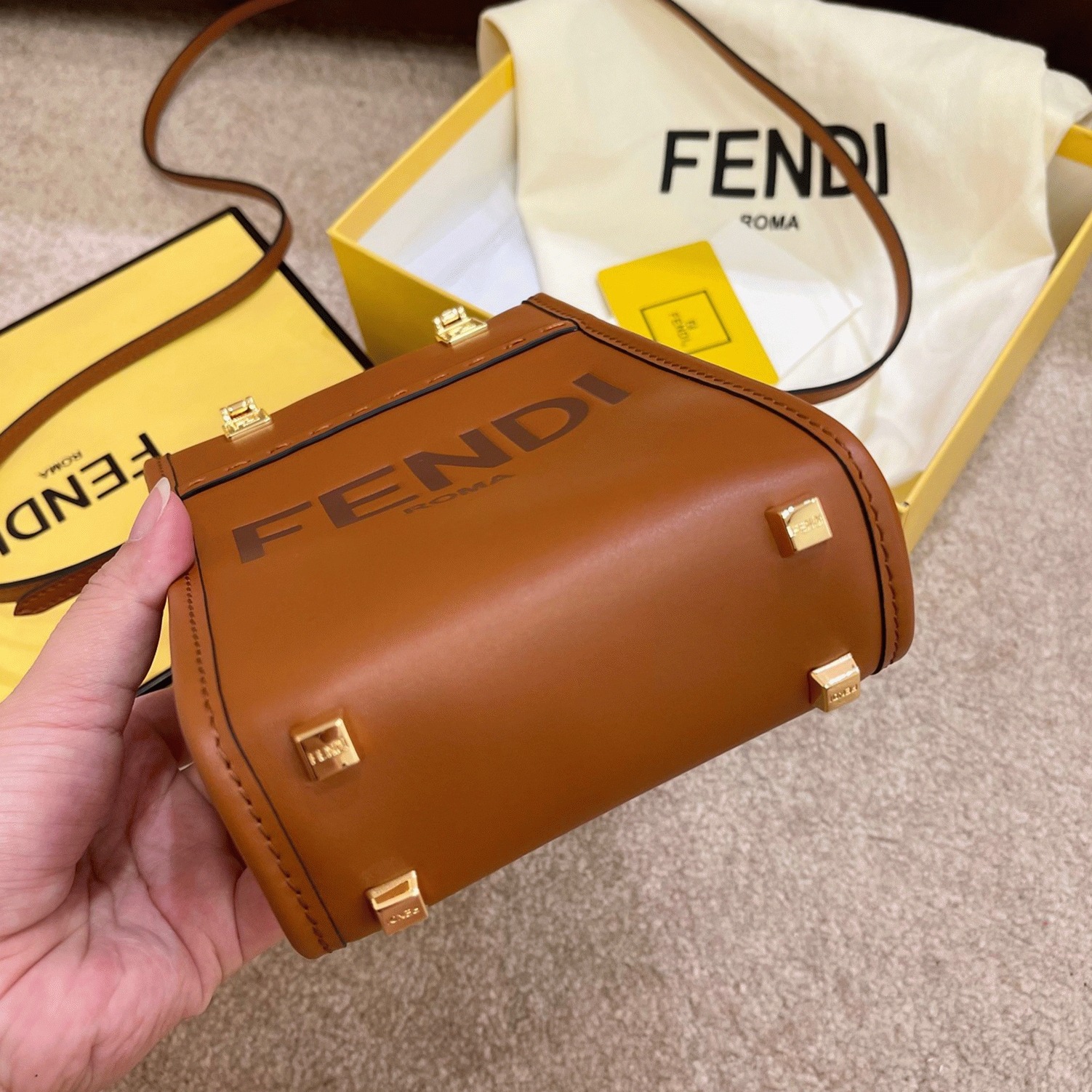 Top Quality Fake Fendi Mini Sunshine Shopper Bag In Brown Leather