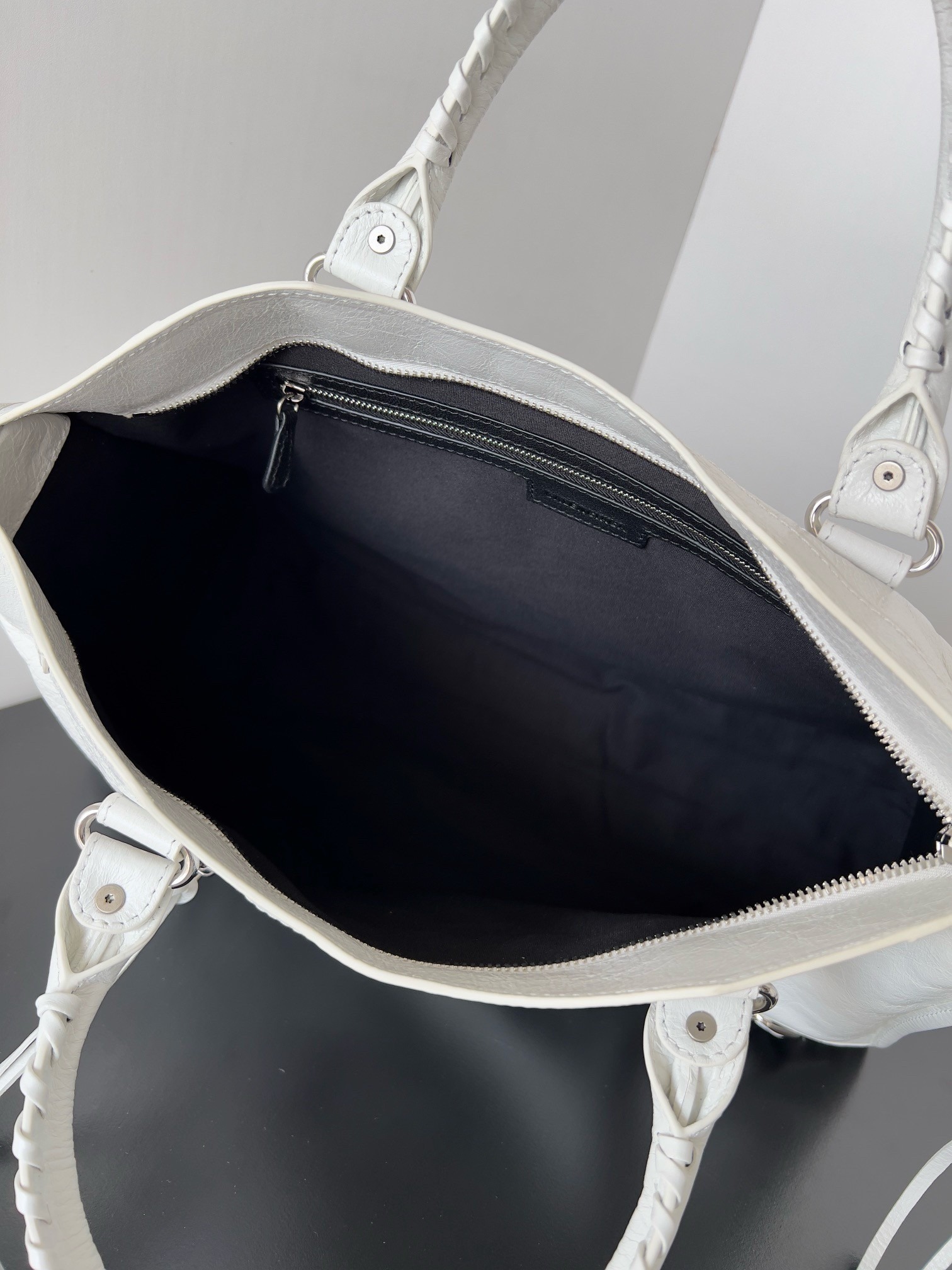 Knockoff Balenciaga Le City Medium Bag White Arena Lambskin