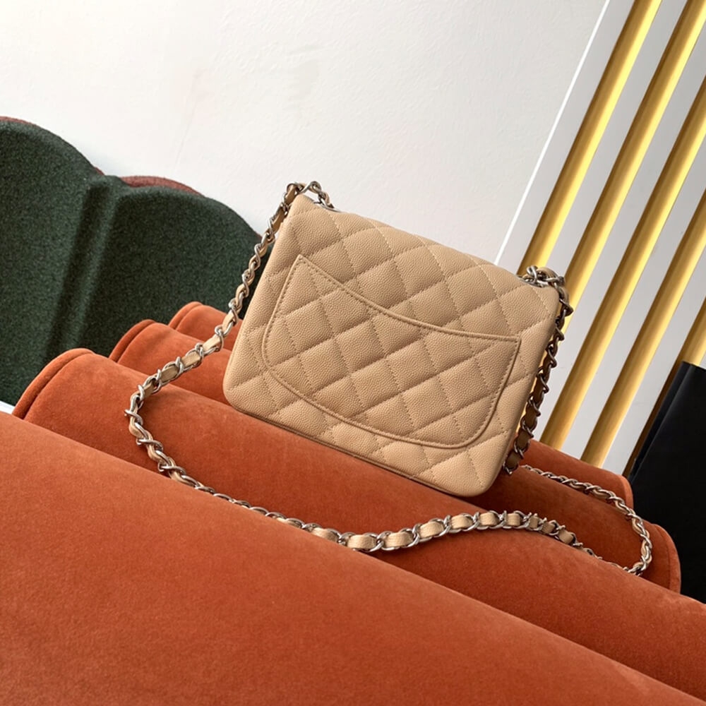 Chanel MINI FLAP BAG(high-end grade)