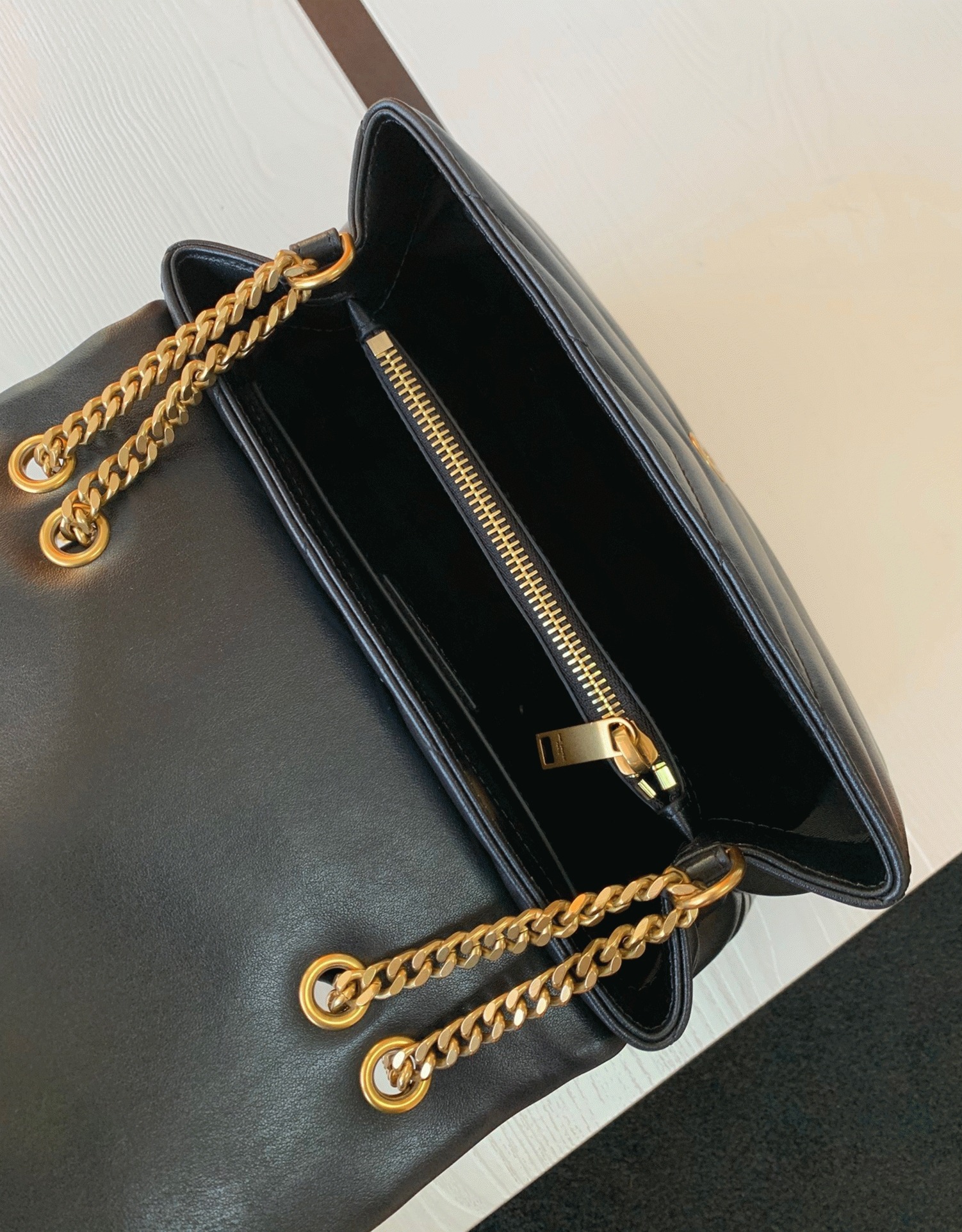 Replica Designer Saint Laurent LouLou Small Chain Bag Black